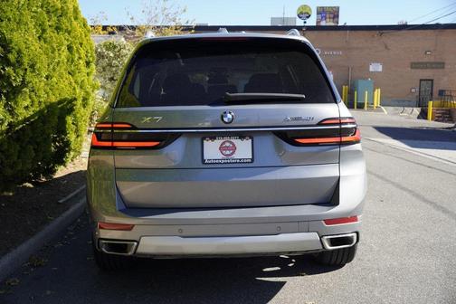 2025 BMW X7 xDrive40i