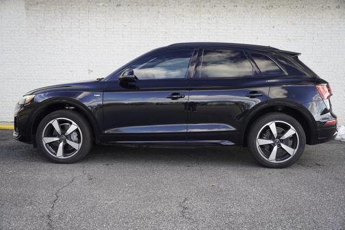 2023 Audi Q5 45 S line Premium Plus