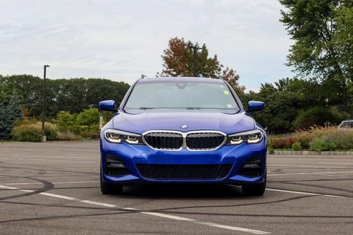 2019 BMW 330 330i