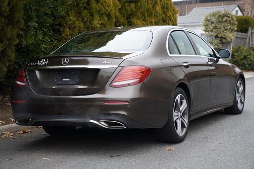 2017 Mercedes-Benz E-Class 4MATIC