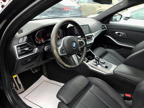 2019 BMW 330 330i