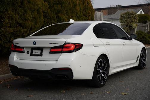 2022 BMW M550 i Xdrive