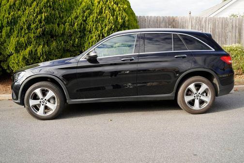 Black 2019 Mercedes-Benz GLC 300 4MATIC