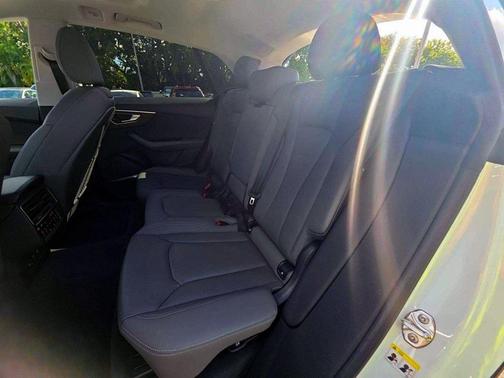 2019 Audi Q8 3.0T Premium Plus