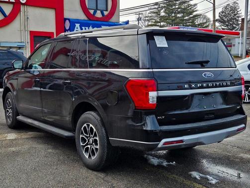 2024 Ford Expedition Max XLT