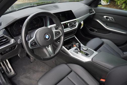 2022 BMW 330 xDrive