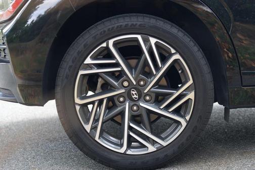 2022 Hyundai KONA N Line