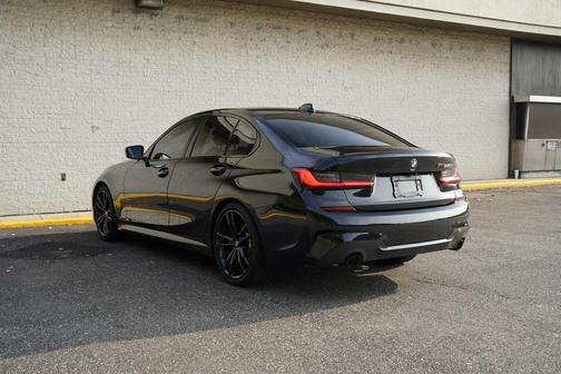 2021 BMW 330 330i