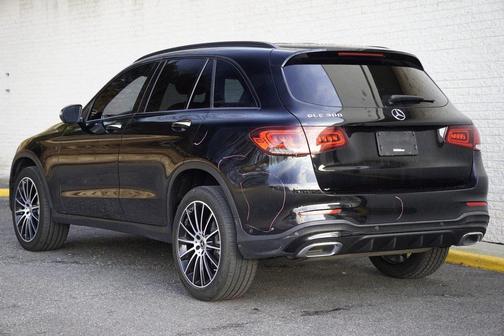 2022 Mercedes-Benz GLC 300 Base