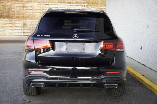 2022 Mercedes-Benz GLC 300 Base