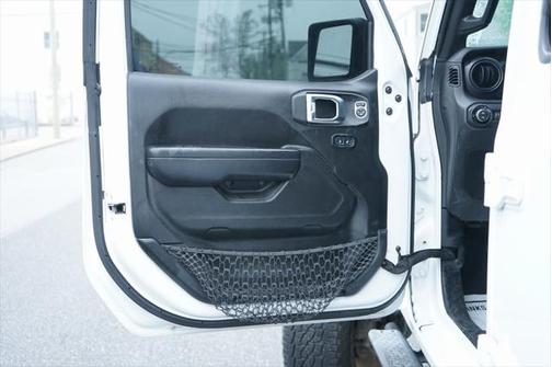 2021 Jeep Gladiator Sport S