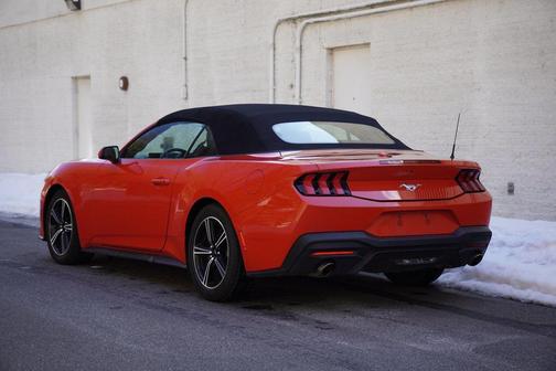 2024 Ford Mustang EcoBoost