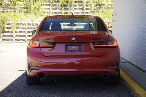 Melbourne Red Metallic 2021 BMW 330 xDrive