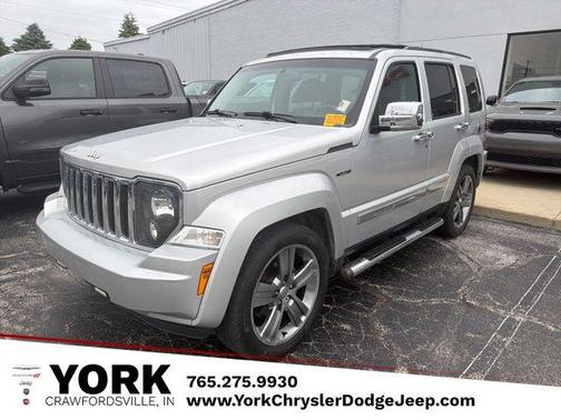 Bright Silver Metallic Clearcoat 2012 Jeep Liberty Jet
