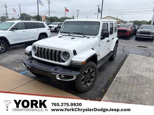 Bright White Clearcoat 2024 Jeep Wrangler Sahara