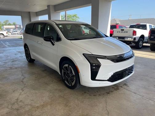 White 2027 Chrysler Pacifica Limited