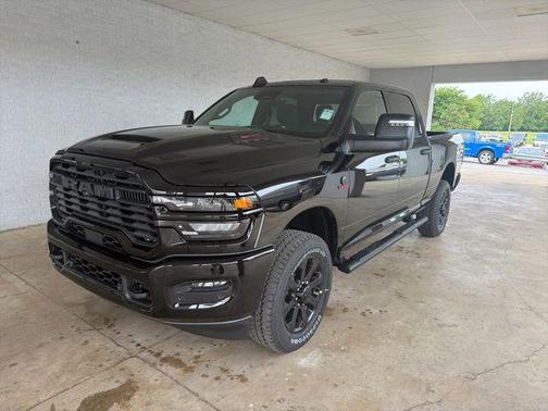Diamond Black Crystal Pearlcoat 2026 RAM 2500 Black Express Crew Cab 4x4 6'4' Box