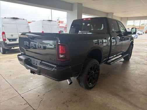 Diamond Black Crystal Pearlcoat 2026 RAM 2500 Black Express Crew Cab 4x4 6'4' Box