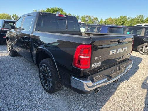 Diamond Black Crystal Pearlcoat 2026 RAM 1500 Longhorn