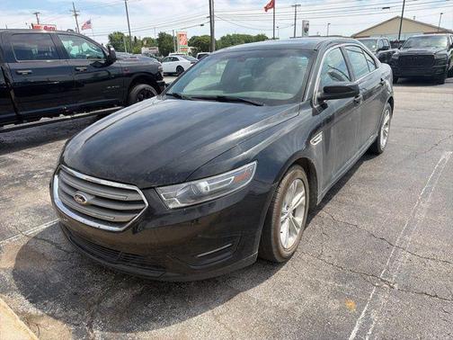 TUXEDO BLACK METALLIC 2015 Ford Taurus SEL