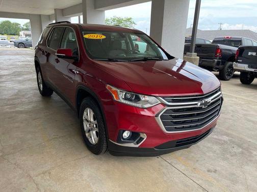Red Tintcoat 2019 Chevrolet Traverse LT