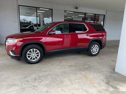Red Tintcoat 2019 Chevrolet Traverse LT