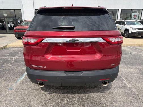 Cajun Red Tintcoat 2019 Chevrolet Traverse LT Cloth