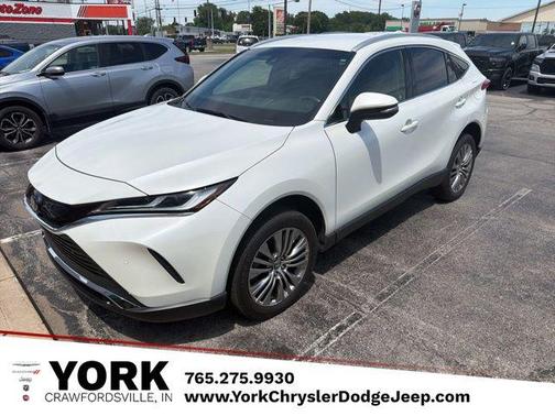 Blizzard Pearl 2022 Toyota Venza XLE