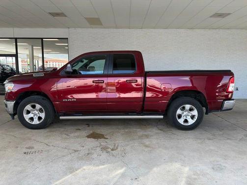 Delmonico Red Pearlcoat 2022 RAM 1500 Big Horn/Lone Star