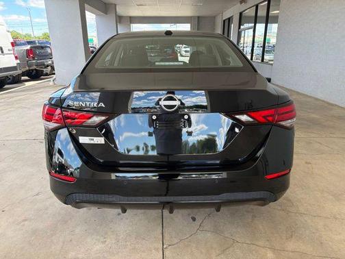 Super Black 2025 Nissan Sentra SV