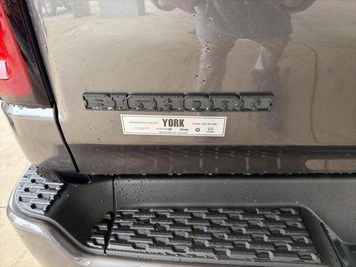 Granite Crystal Metallic Clearcoat 2026 RAM 1500 Big Horn/Lone Star