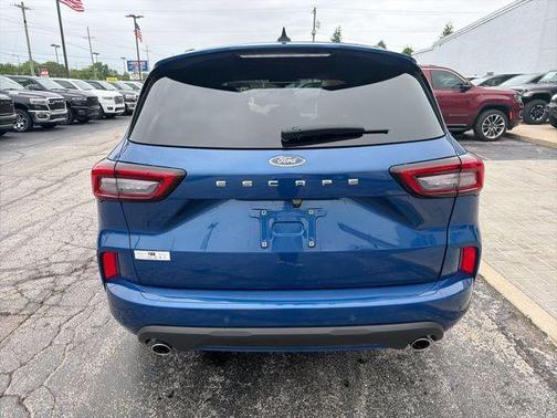 ATLAS BLUE METALLIC 2023 Ford Escape ST-Line
