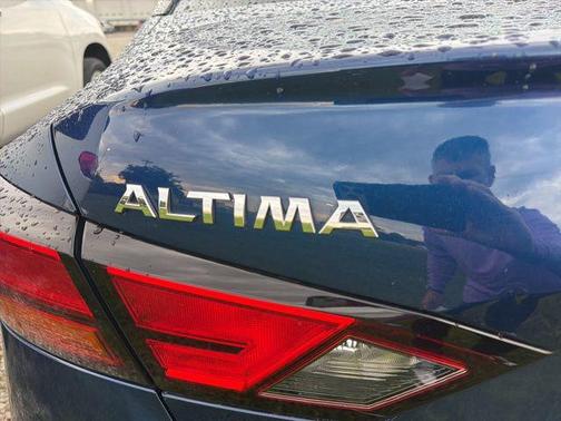 Deep Blue Pearl 2020 Nissan Altima S FWD