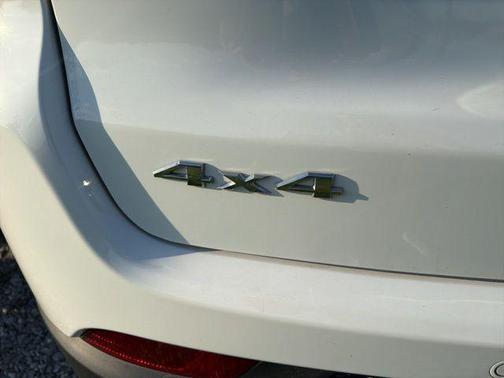 Bright White Clearcoat 2024 Jeep Compass Limited