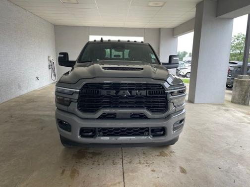 Ceramic White 2026 RAM 2500 Laramie