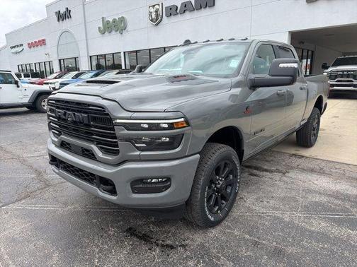 Ceramic Gray Clearcoat 2026 RAM 2500 Laramie Crew Cab 4x4 6'4' Box