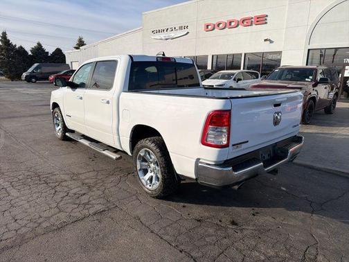 Bright White Clearcoat 2022 RAM 1500 Big Horn/Lone Star
