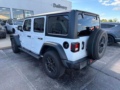 Bright White Clearcoat 2024 Jeep Wrangler Sport S