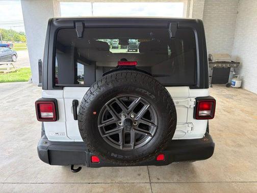 Bright White Clearcoat 2024 Jeep Wrangler Sport S