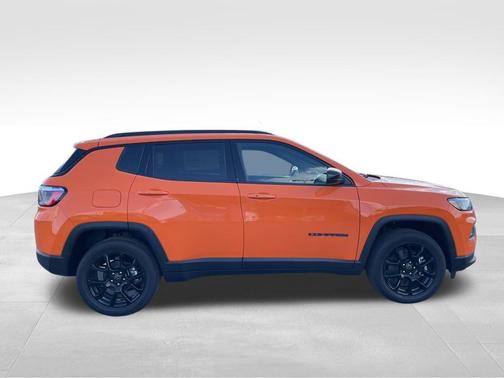 oose 2026 Jeep Compass Latitude