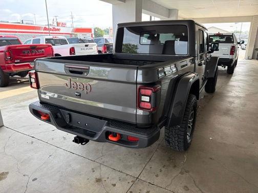 Granite Crystal Metallic Clearcoat 2026 Jeep Gladiator Mojave 4x4