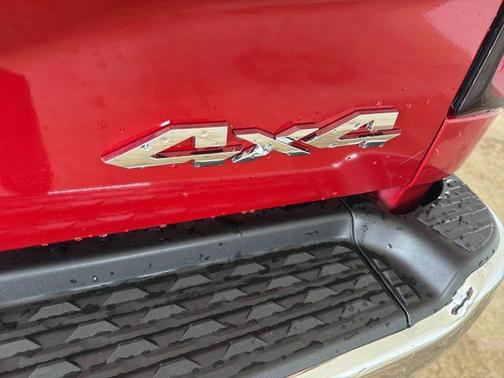 Molten Red Pearlcoat 2026 RAM 3500 Tradesman Crew Cab 4x4 8' Box