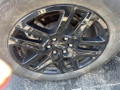 Dark Ash Metallic 2024 Chevrolet Silverado 1500 RST