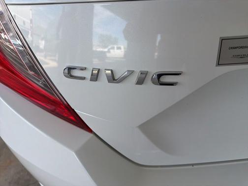 Taffeta White 2018 Honda Civic EX-L
