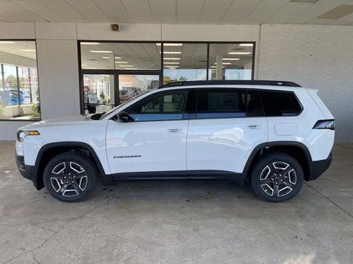 Bright White Clearcoat 2026 Jeep Cherokee Limited