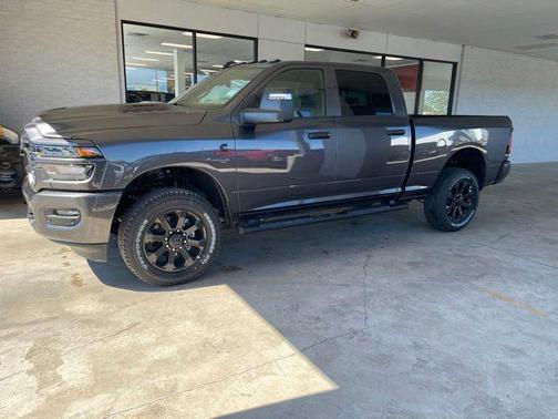 Granite Crystal Metallic Clearcoat 2026 RAM 2500 Black Express Crew Cab 4x4 6'4' Box