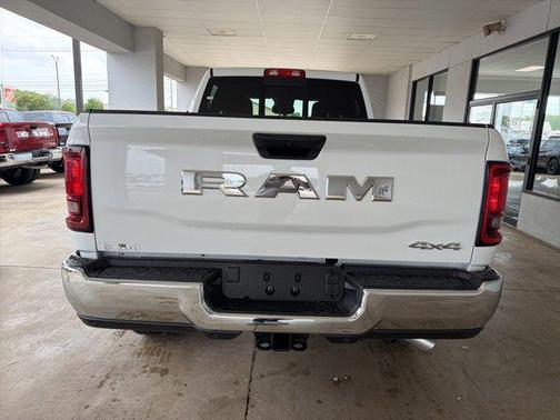 Bright White Clearcoat 2026 RAM 2500 Tradesman Crew Cab 4x4 6'4' Box