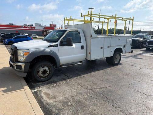 OXFORD WHITE 2011 Ford F-450 XL