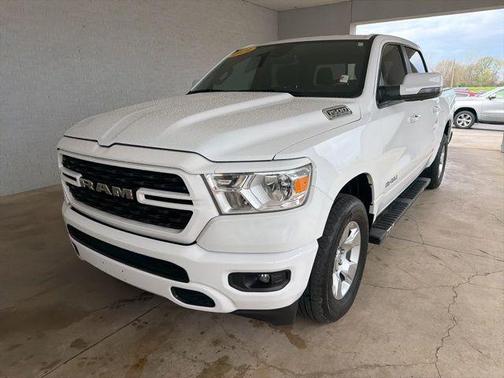 Bright White Clearcoat 2024 RAM 1500 Big Horn/Lone Star