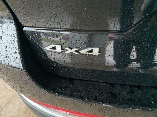 Diamond Black Crystal Pearlcoat 2023 Jeep Grand Cherokee Limited